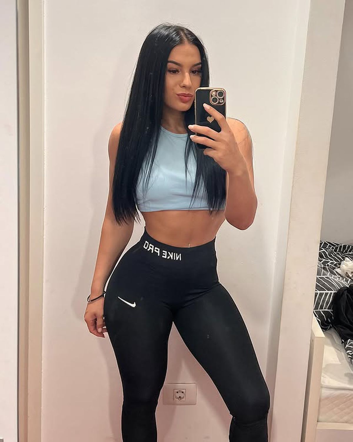 GALERIE FOTO Grigoriu Maria-Luana, bomba sexy de la haltere