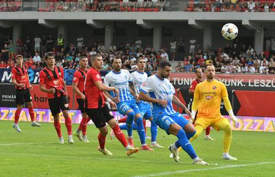 Suspendat două etape fără să vadă cartonașul roșu » Ce s-a întâmplat la vestiare, după meciul de la Miercurea Ciuc