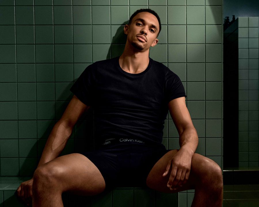 Calvin Klein dezvăluie campania de toamnă cu Trent Alexander-Arnold