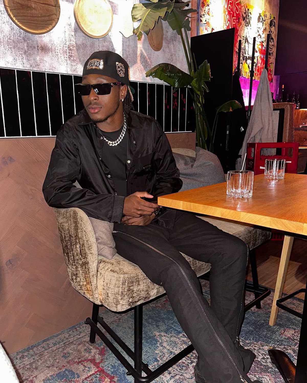 Dinamovistul cu 9 frați mărturisește: „Voiam să ajung ca Ronaldinho. Am avut o copilărie grea” » Primele impresii despre București