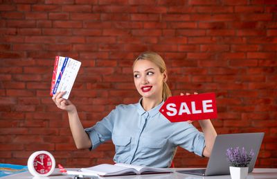 Bilete de avion la preț redus: când și cum să le cumperi inteligent