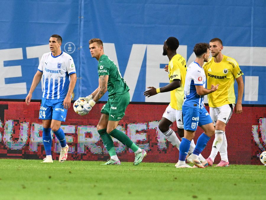 Pavlo Isenko, portarul Craiovei, în acțiune Isenko, gafă fatală! Golul decisiv în Universitatea Craiova - UTA