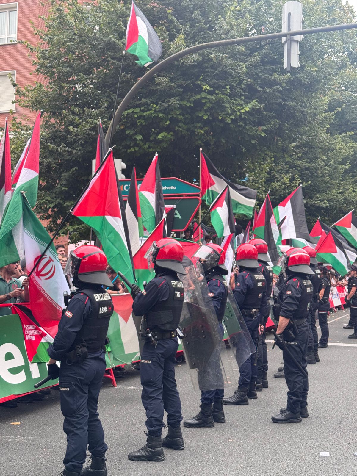 Proteste pe străzile din Bilbao, etapă fără câștigător în Turul Franței