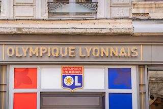 Crimă șocantă la Lyon » Un junior de 13 ani l-a înjunghiat mortal pe un fotbalist de 16 ani din academia clubului!