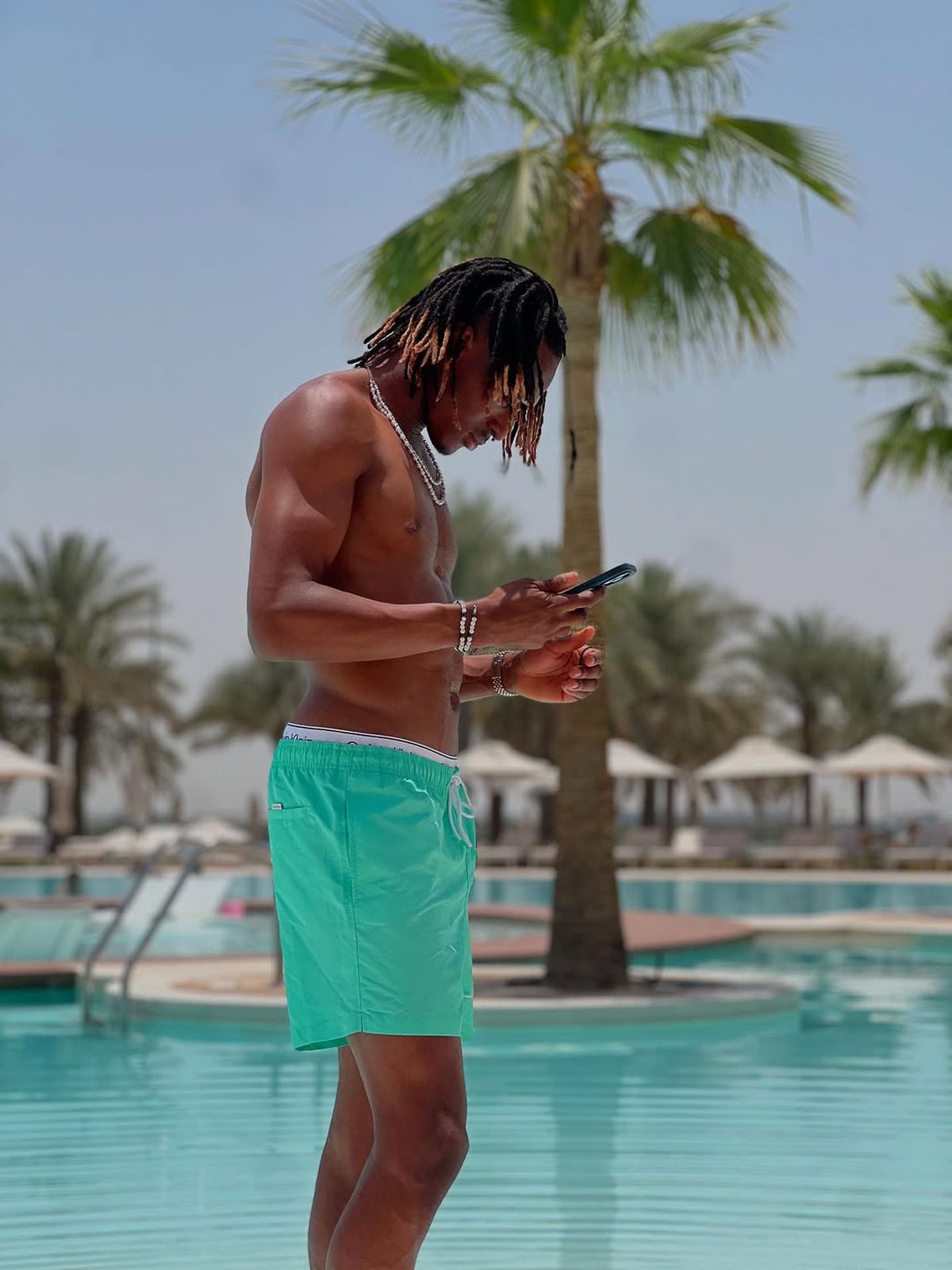 Dinamovistul cu 9 frați mărturisește: „Voiam să ajung ca Ronaldinho. Am avut o copilărie grea” » Primele impresii despre București