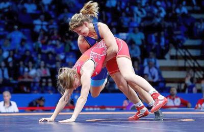 160 de sportivi așteptați la Covasna, la finala Campionatului Național de Lupte U23