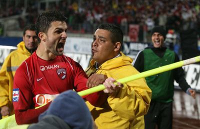 FCSB - DINAMO. VIDEO EXCLUSIV Omul care i-a luat un titlu rivalei FCSB vorbește despre momentul din Derby care i-a adus porecla: „Totul a fost premeditat”