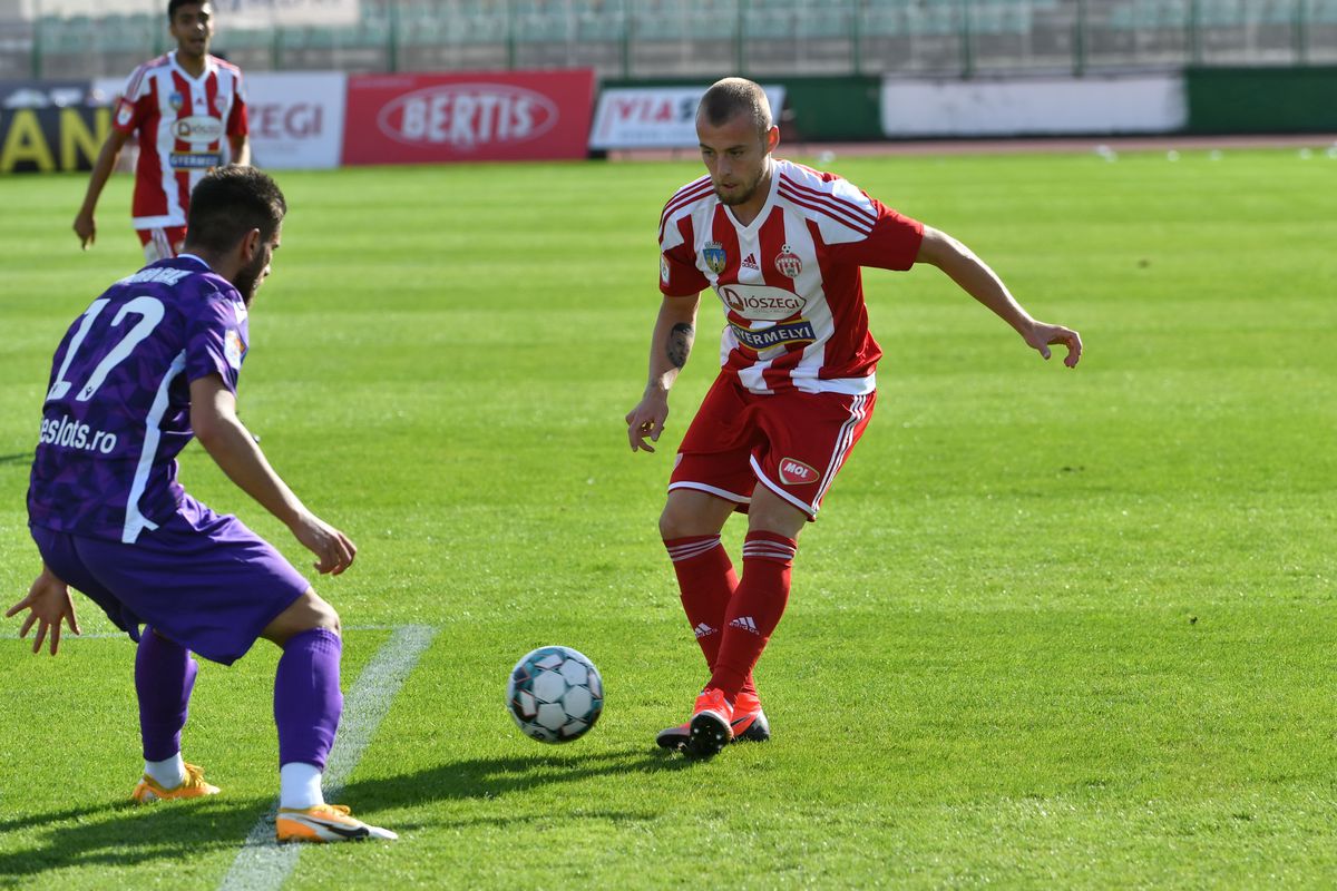 SEPSI - FC ARGEȘ 1-0. Ionuț Badea dă vina pe arbitraj: „Penalty inventat” + răspuns acid pentru Adi Mutu