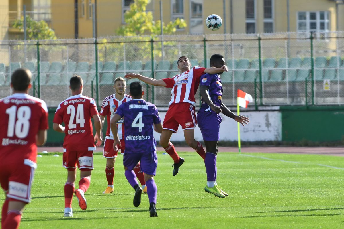 SEPSI - FC ARGEȘ 1-0. Ionuț Badea dă vina pe arbitraj: „Penalty inventat” + răspuns acid pentru Adi Mutu