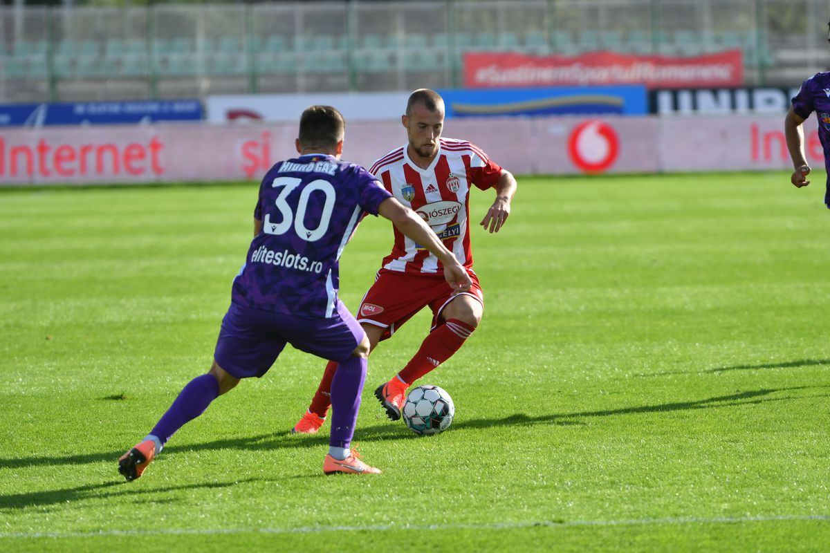 SEPSI - FC ARGEȘ 1-0. Ionuț Badea dă vina pe arbitraj: „Penalty inventat” + răspuns acid pentru Adi Mutu