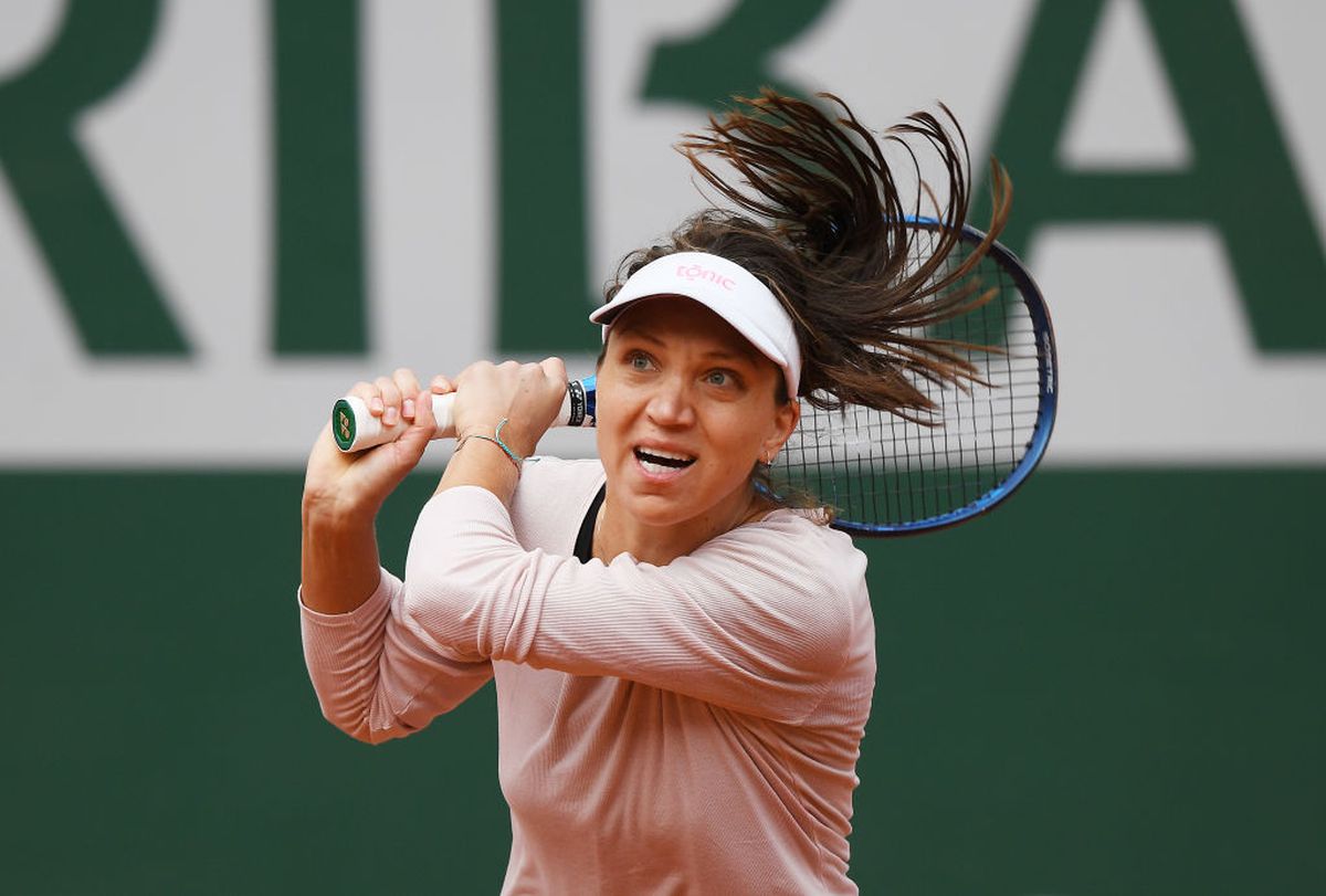 VIDEO + FOTO Patricia Țig, eliminată în turul 3 la Roland Garros! Fanii au exasperat-o pe româncă