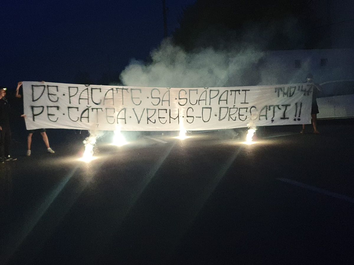 Fanii celor de la FCSB, înaintea meciului cu Dinamo 03.10.2020