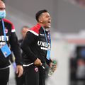 FCSB a câștigat derby-ul cu Dinamo, scor 3-2, și urcă pentru moment pe locul secund în Liga 1. Cosmin Contra (44 de ani) și Mihai Stoica (55 de ani) au fost protagoniștii unui conflict pe tunelul de la vestiare.