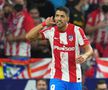 Gestul făcut de Luis Suarez după ce a înscris contra Barcelonei // FOTO: Imago