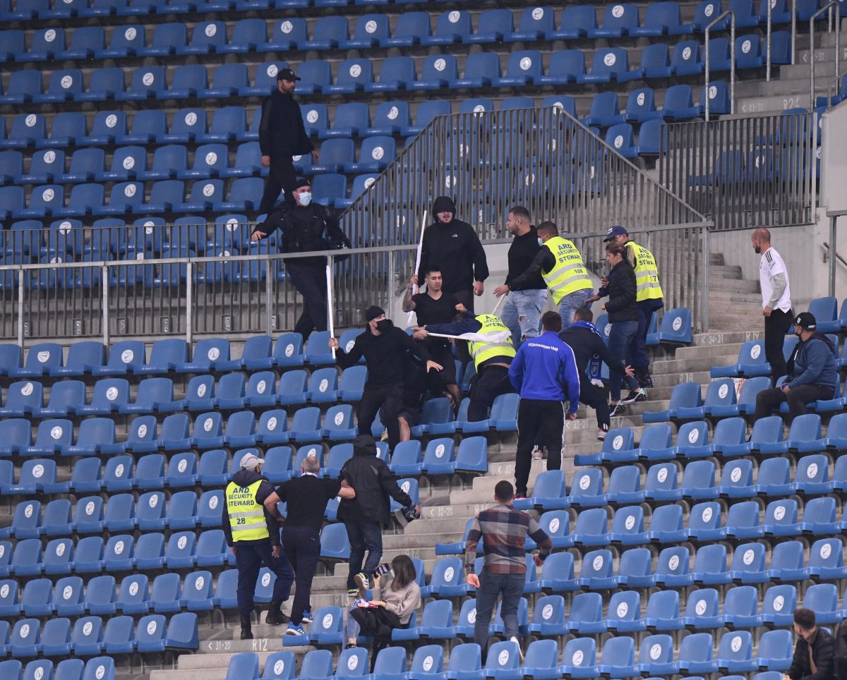 FCU - CSU Craiova // 03.10.2021