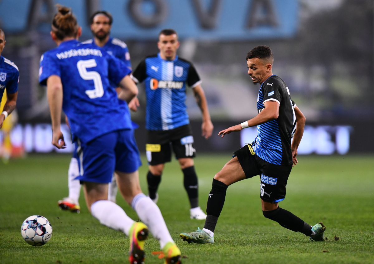 Sancțiuni după derby-ul din Craiova! 7 suporteri au fost amendați și interziși pe stadion