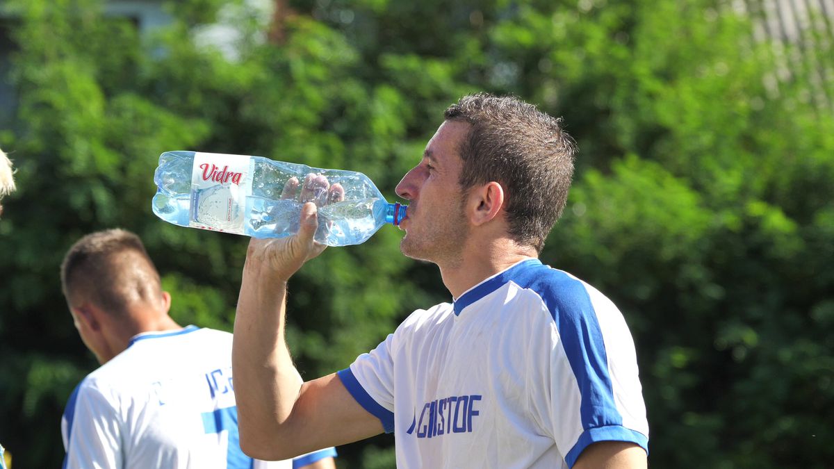 „Vrei să joci? Zi-mi numele părinților!” » Derby cu polițiști suspectați că trișează și primar-„Halagian” în Liga 5 Vâlcea