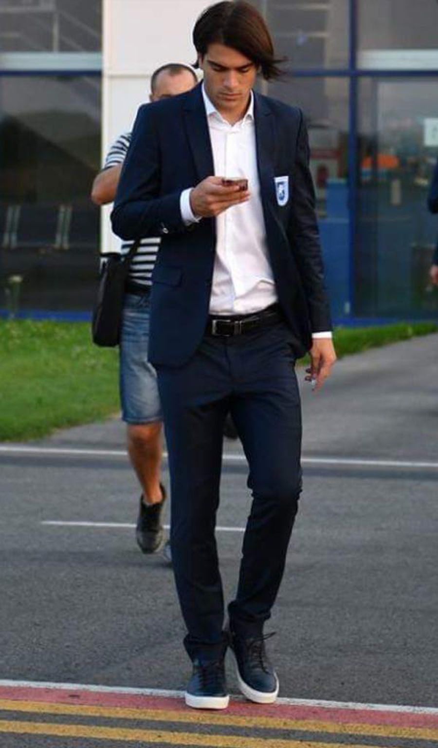 Răzvan Popa, în momentul în care a ajuns la CSU Craiova Mama lui Răzvan Popa, fost fotbalist la Universitatea Craiova, acuzații șocante la GSP LIVE: „Devis Mangia îi făcea avansuri și s-a masturbat în fața lui. A fost ajutat de club să scape”