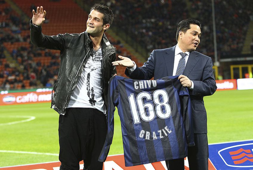 Italienii de la Tuttosport scriu că prima soluție pentru posibila înlocuire a lui Simone Inzaghi (46 de ani) pe banca lui Inter este Cristian Chivu (41 de ani).