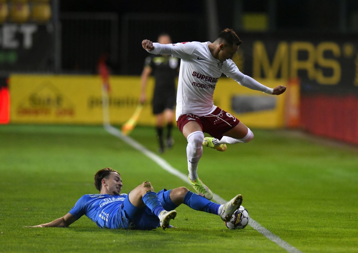 Panduru n-a înțeles decizia lui Mutu din minutul 60: „De ce să joci așa?”