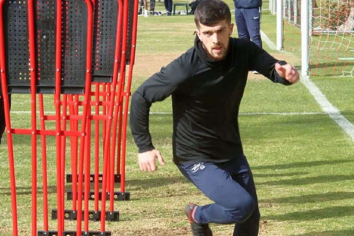 Izgonit de război, rusul din Liga 1 își spune povestea: „Sângele meu va fi întotdeauna de cecen!” » Ce spune despre România, Rusia și pasiunea ascunsă: „Am făcut wrestling 5 ani”