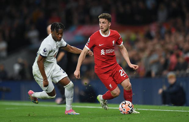 Încă un fotbalist de culoare a fost insultat rasist în Anglia. Ce a pățit fundașul lui Tottenham după meciul cu Liverpool