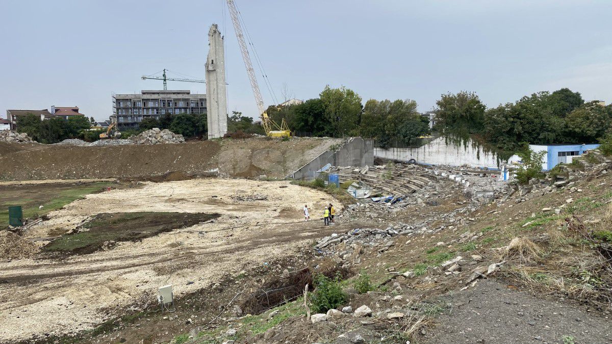 Între timp, în Superliga: au apucat să demoleze stadionul, dar construcția celui nou s-a blocat înainte să înceapă! » Conflictul a ajuns în instanță