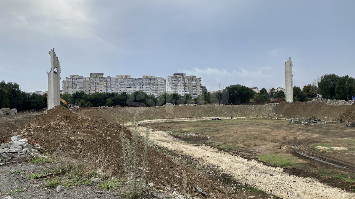 Între timp, în Superliga: au apucat să demoleze stadionul, dar construcția celui nou s-a blocat înainte să înceapă! » Conflictul a ajuns în instanță