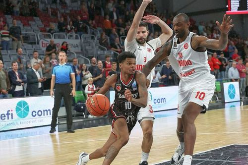 Dinamo București a fost învinsă de Brose Bamberg cu 93 la 78, în European North Basketball League. Foto: Instagram