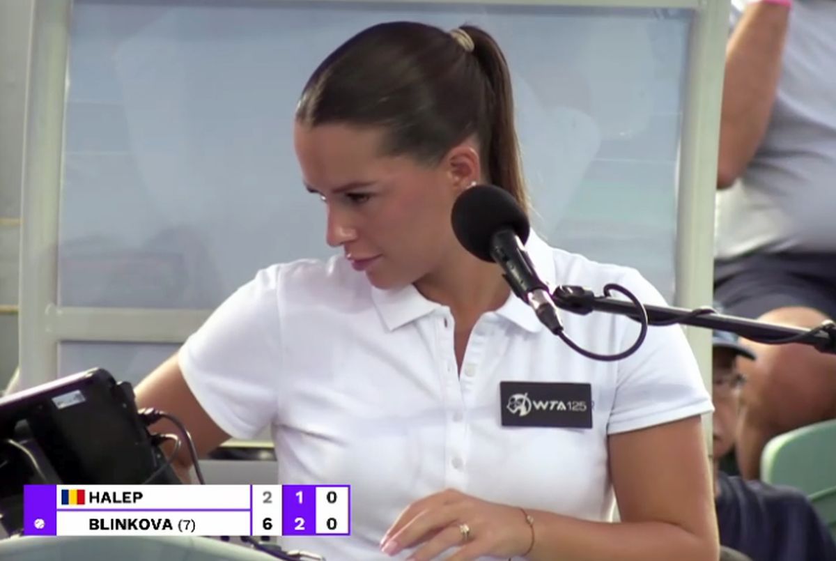 Martina Baldi, arbitra meciului Simona Halep - Anna Blinkova