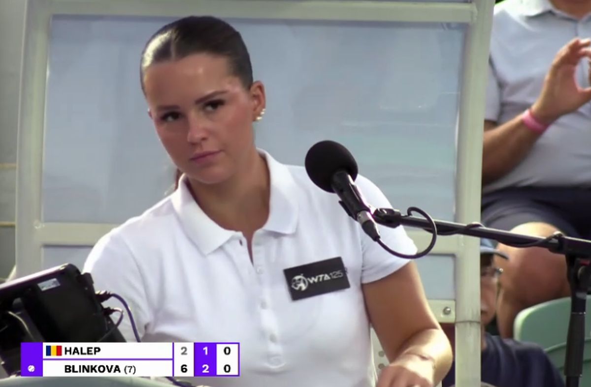 Martina Baldi, arbitra meciului Simona Halep - Anna Blinkova