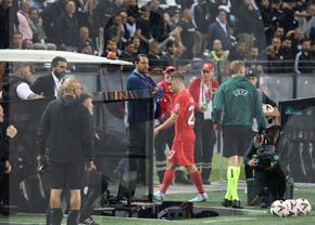 PAOK - FCSB, primul meci tare în Europa League » Campioana rezistă în inferioritate numerică la Salonic