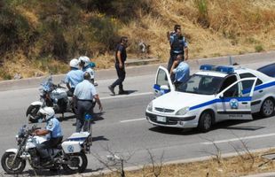 Fostul atacant al Galațiului e translatorul fanilor FCSB arestați în Grecia: „S-au luat la bătaie cu polițiștii! Vreo doi erau mai «obosiți»” + Ce pedepse riscă suporterii