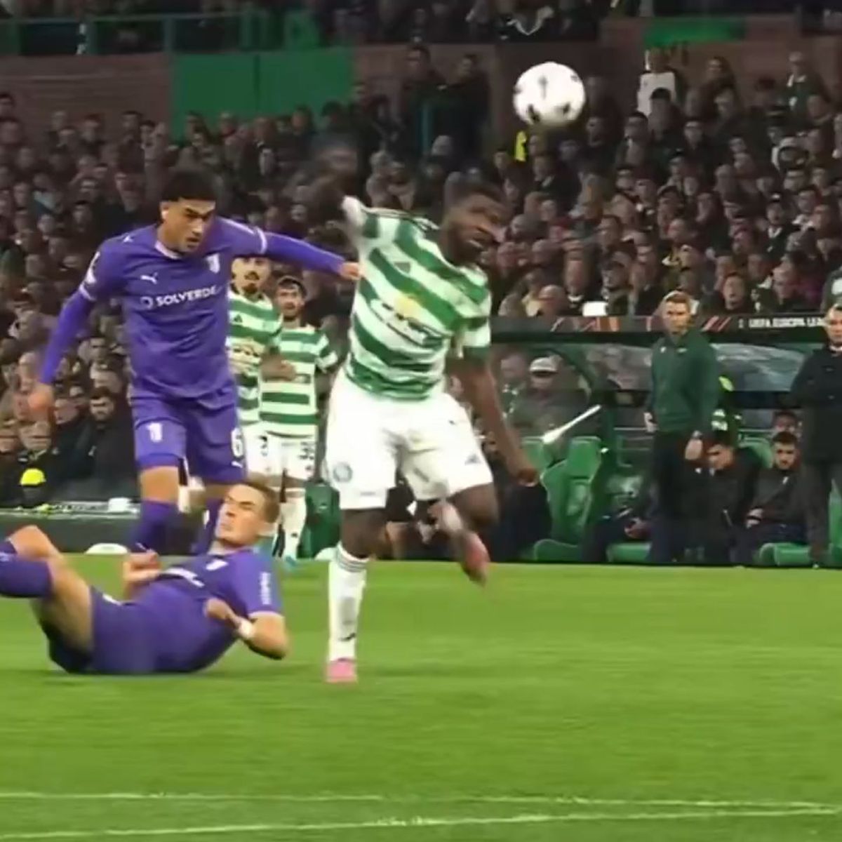 Decizie absurdă de arbitraj în Europa League » Brendan Rodgers, stupefiat: „Nu există niciun unghi care să arate asta”