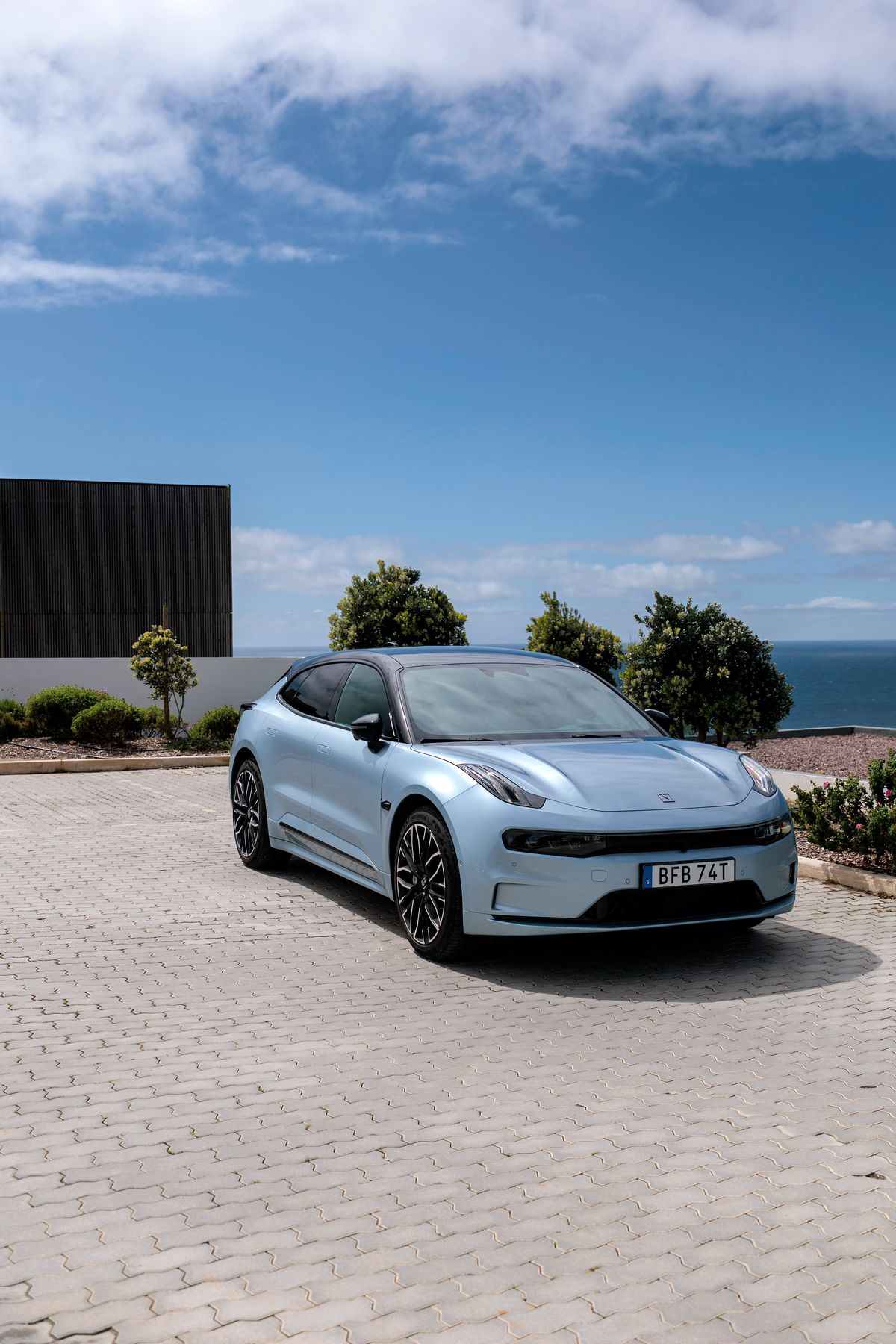 Producătorul auto de lux din China se lansează în România » Controversa uriașă în care a fost implicat recent