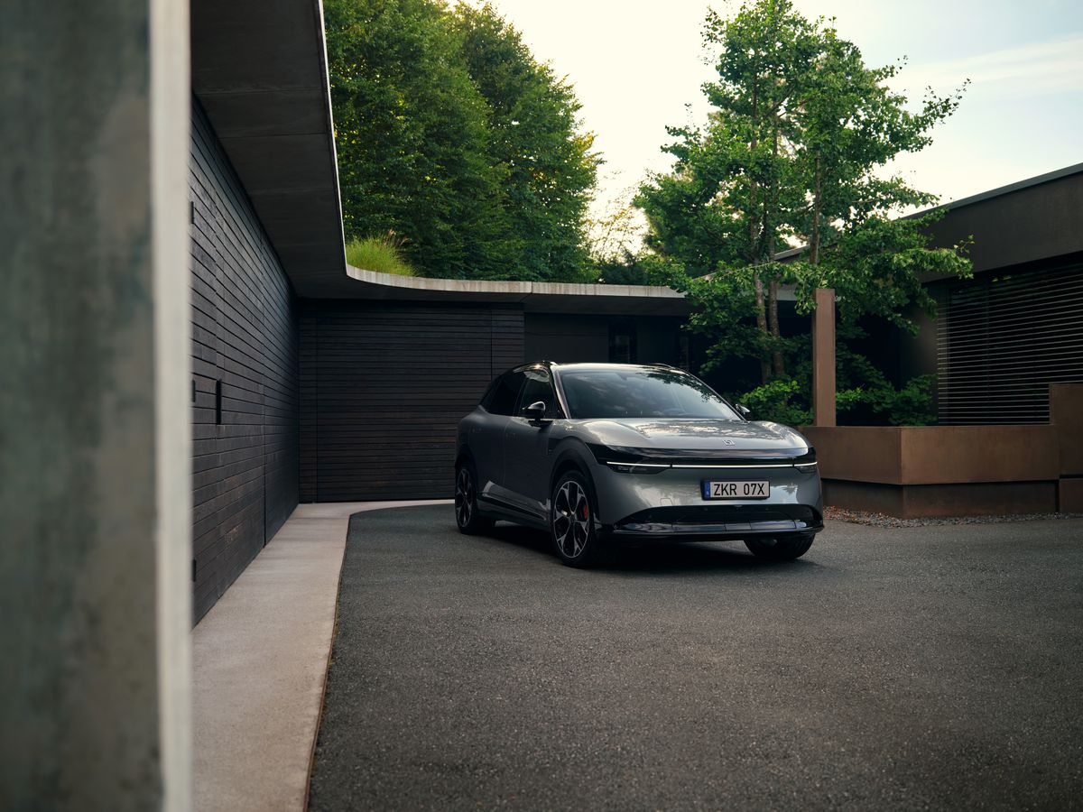 Producătorul auto de lux din China se lansează în România » Controversa uriașă în care a fost implicat recent