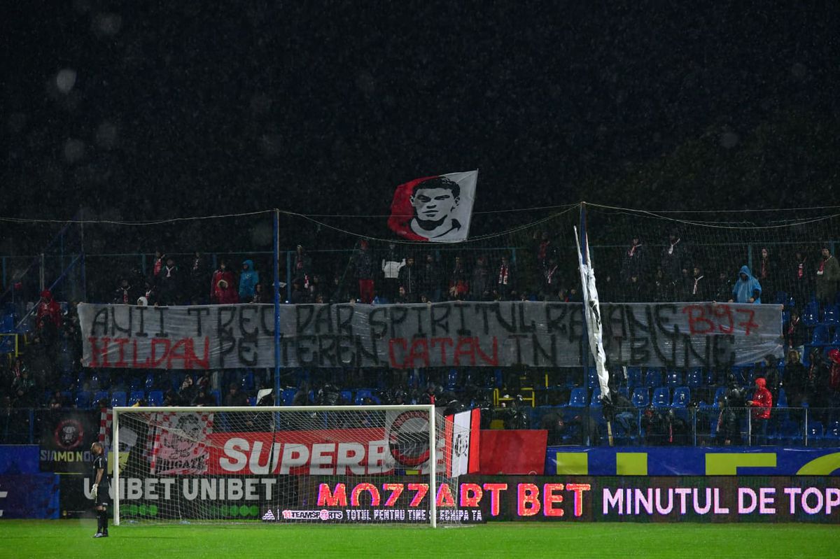 Acuze incredibile din tabăra lui Dinamo: „A vrut să îmi dea «galben» pentru ce s-a întâmplat săptămâna trecută”