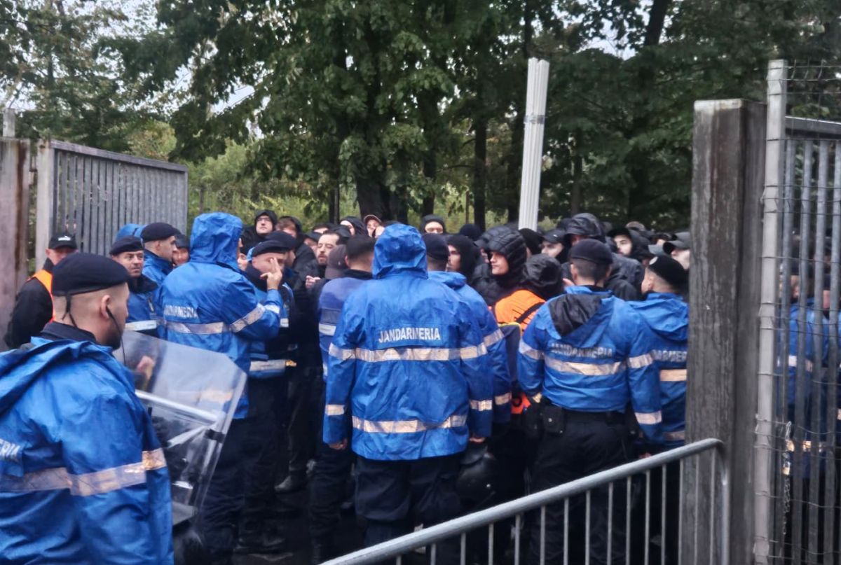 Filmul incidentelor de la Arena Națională » Intervenția Jandarmeriei asupra elvețienilor, pas cu pas: „Încă un centimetru și e bătaie cu noi! Go there, băga-mi-aș p***!”