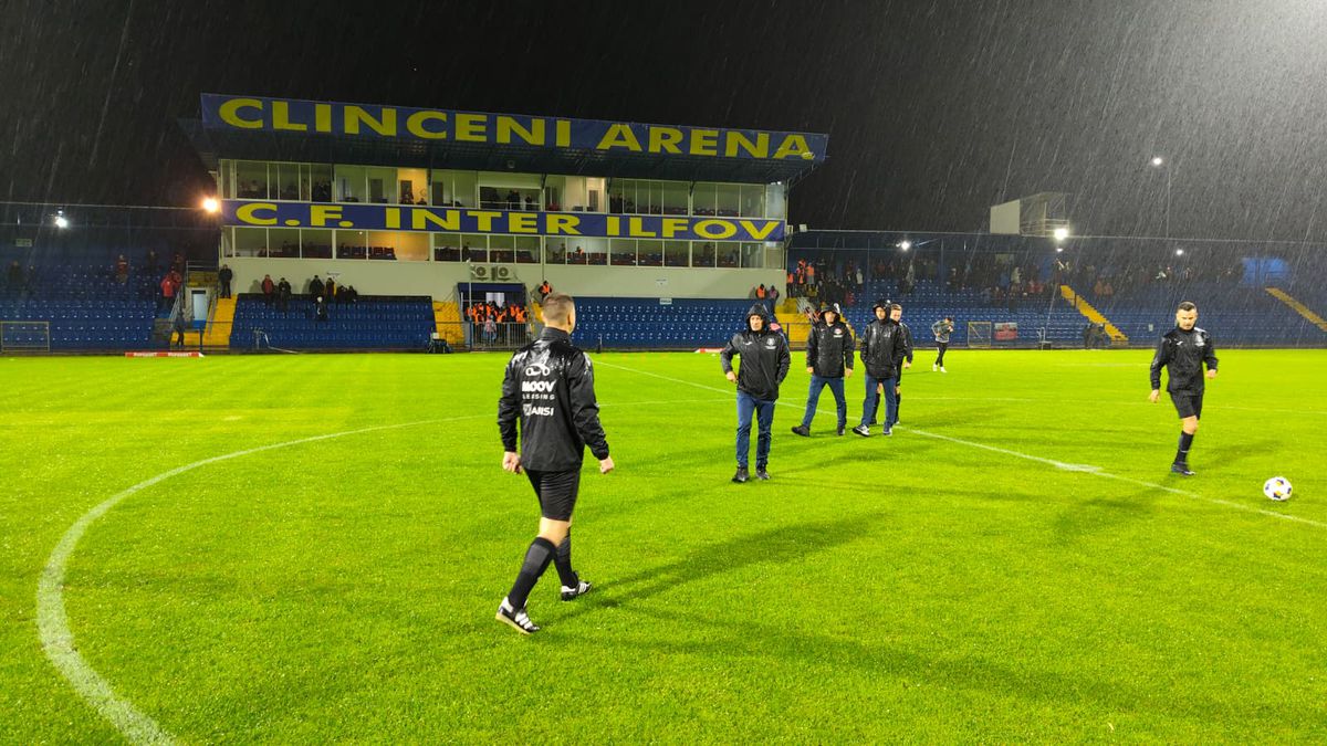 Gazonul este inundat înainte de Slobozia - Dinamo