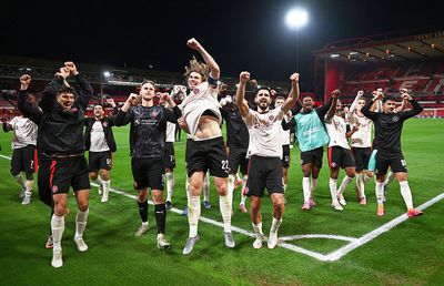 Fosta adversară a FCSB-ului a produs o mare surpriză europeană! » Postecoglou e în corzi după doar 6 meciuri: „Vei fi demis la prima oră”