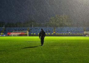 Unirea Slobozia - Dinamo, în etapa #12 a Superligii » GSP transmite de la stadion: plouă torențial și se discută despre AMÂNAREA meciului