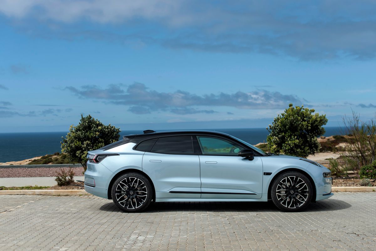 Producătorul auto de lux din China se lansează în România » Controversa uriașă în care a fost implicat recent