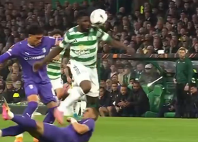 Gafă imensă la un meci din Europa League: arbitrul a anulat un gol perfect valabil, fără să consulte VAR