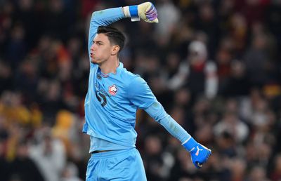 Povestea penalty-urilor ratate de Roma » Promisiunea secretă făcută de portarul lui Lille înaintea meciului!