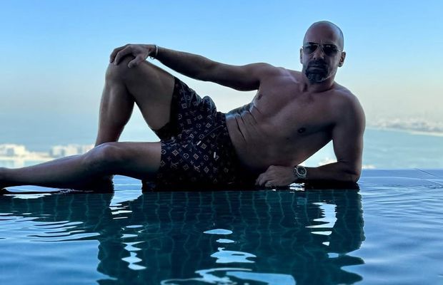 „E momentul Craiovei la titlu” » Susținător neașteptat pentru olteni: „Mușcam din adversari, la fel ca Rădoi” + Cursă cu mașini pe străzile Brașovului: „El cu BMW, eu cu VW Polo”