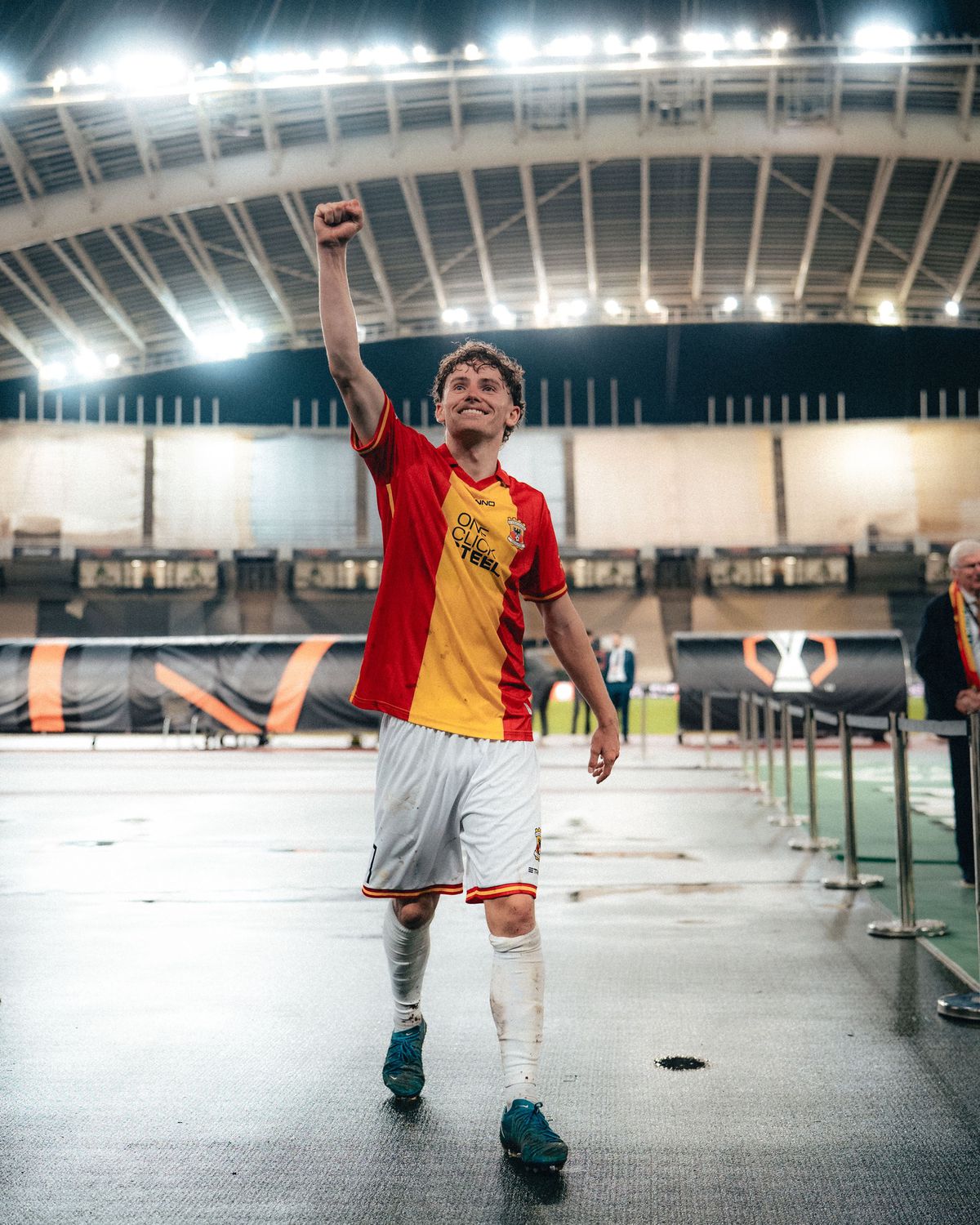 Învinsă de FCSB în prima rundă, Go Ahead Eagles a produs o mare surpriză joi seara » Deplasare impresionantă a fanilor olandezi