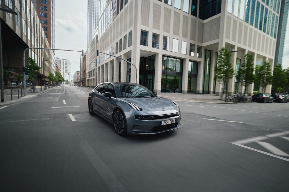 Producătorul auto de lux din China se lansează în România » Controversa uriașă în care a fost implicat recent