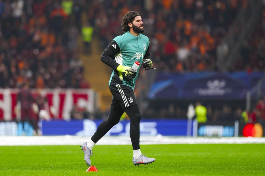 Alisson / Foto. Imago Dincolo de mitul favelei: 4 fotbaliști din lotul Braziliei care au avut o copilărie îndestulată și au ales totuși calea sacrificiului pe gazon