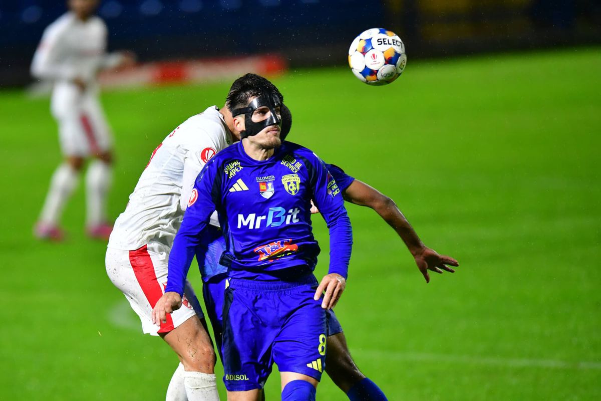 Andrei Nicolescu a făcut scandal după ce meciul Slobozia - Dinamo s-a jucat pe un teren de coșmar: „Aș putea să tac, dar ne compromitem”