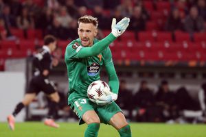 Marca e la picioarele lui Ionuț Radu: „Globetrotterul care își stabilește rădăcinile în Vigo”